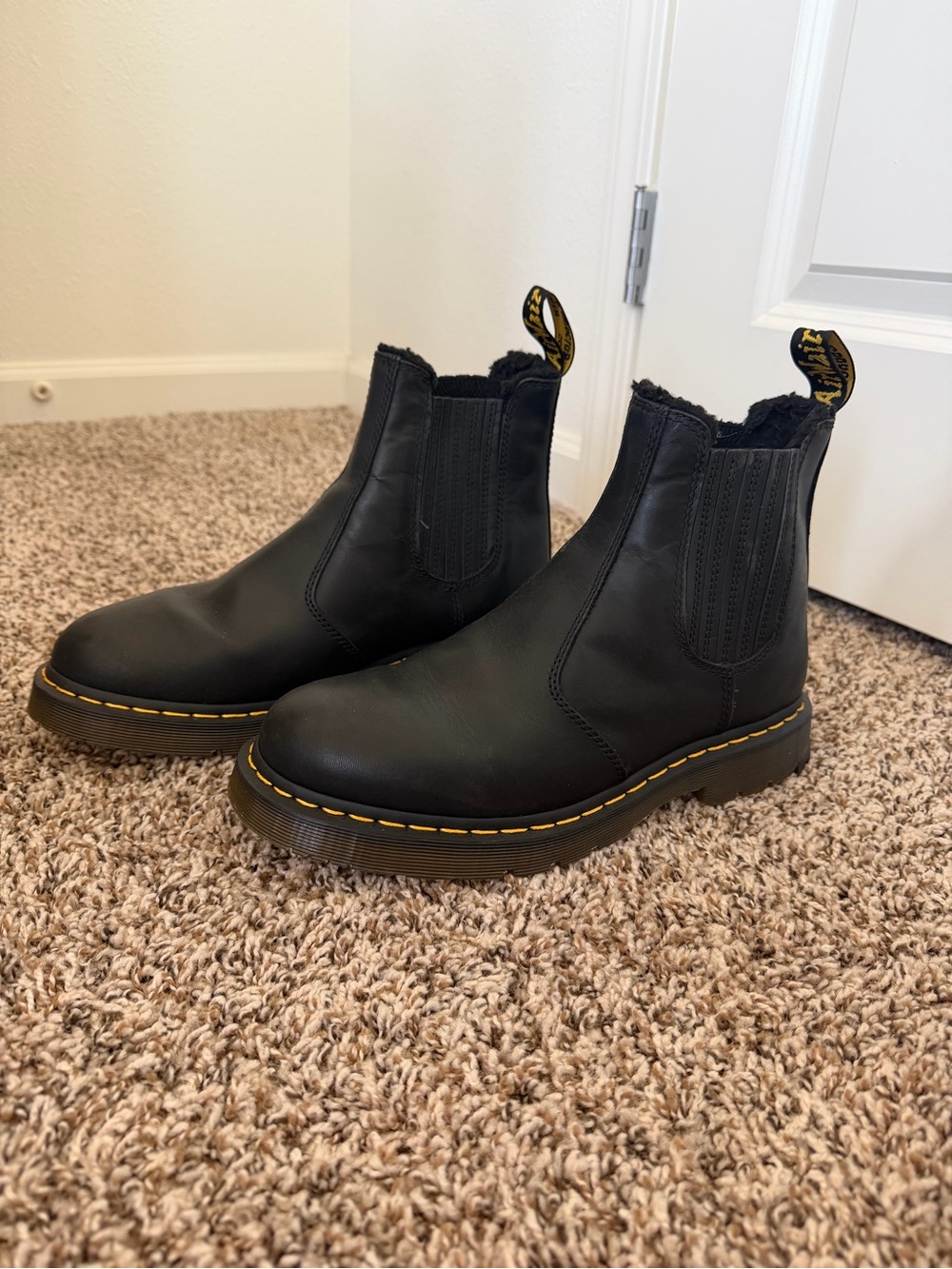 Dr. Martens 2976 Wintergrip Leather Chelsea Boot